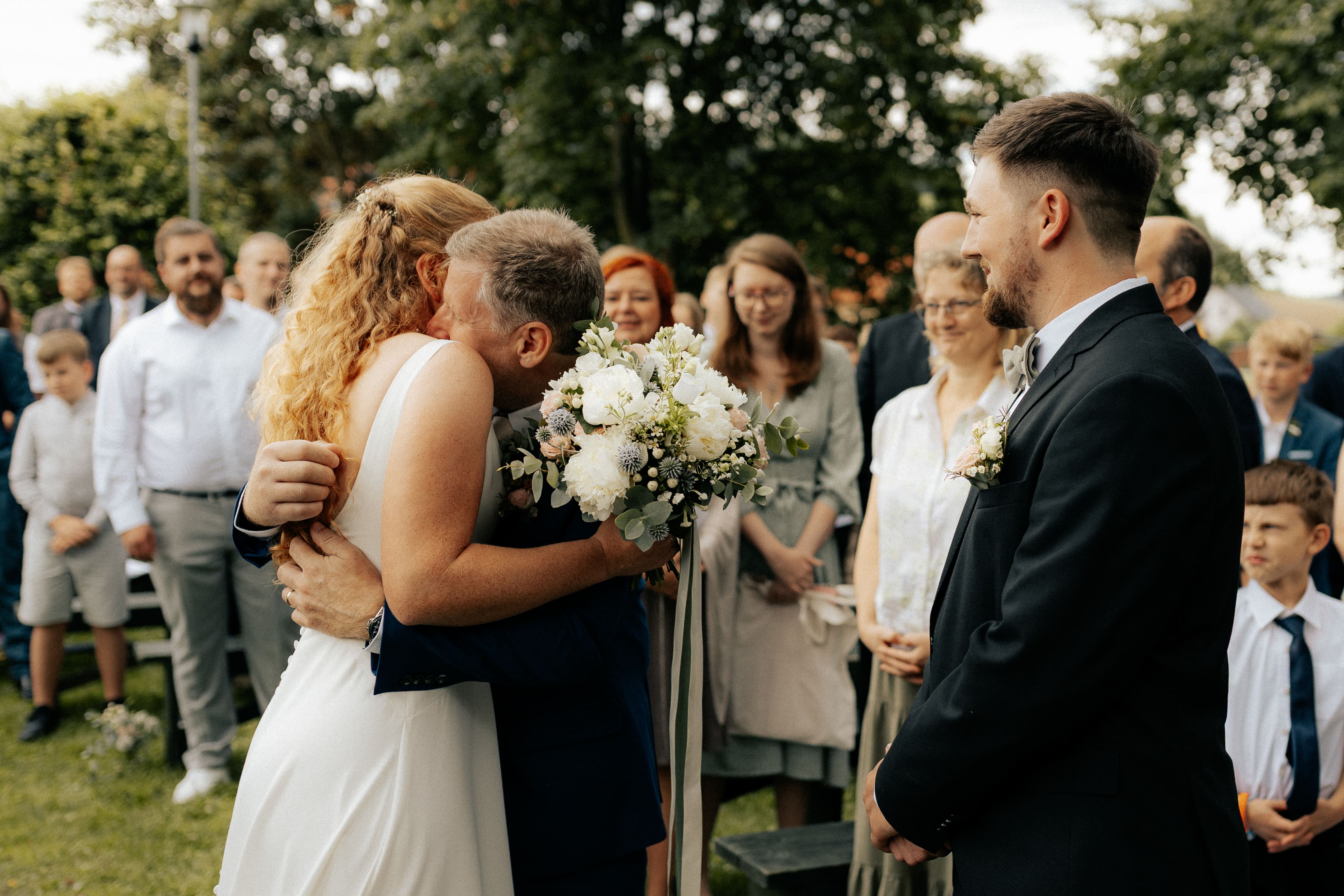 Příchod Ester ke svatebnímu obřadu